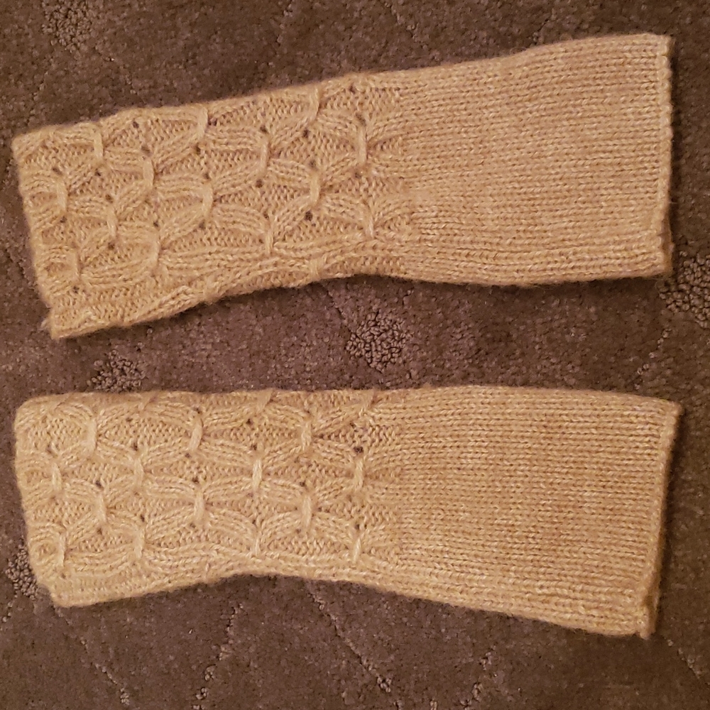 Balenciaga Paris sleeves